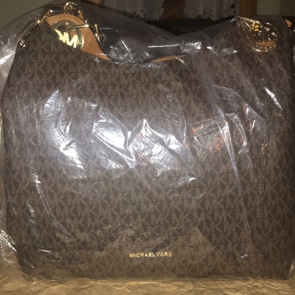 Michael Kors Fulton- Excellent Used Condition! - Picture 4 of 6